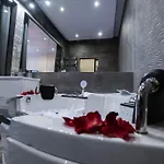 Appartement Jacuzzi & Relax By Leo Old Town *