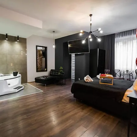 Apartment Jacuzzi & Relax By Leo Old Town *