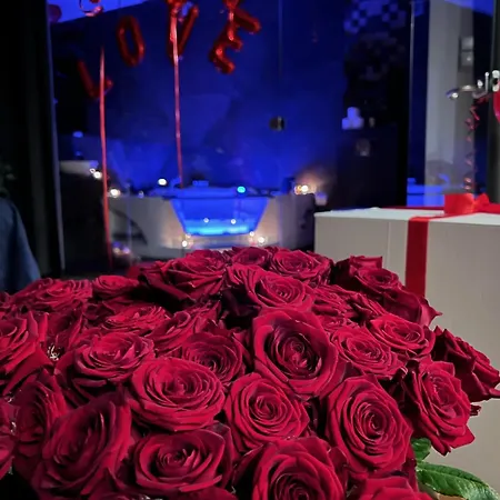 Apartment Jacuzzi & Relax By Leo Old Town *