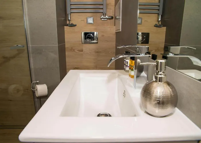 Jacuzzi & Relax By Leo Old Town アパート クラクフ