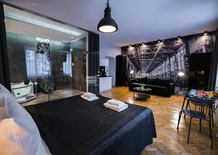 Jacuzzi & Relax By Leo Old Town クラクフ