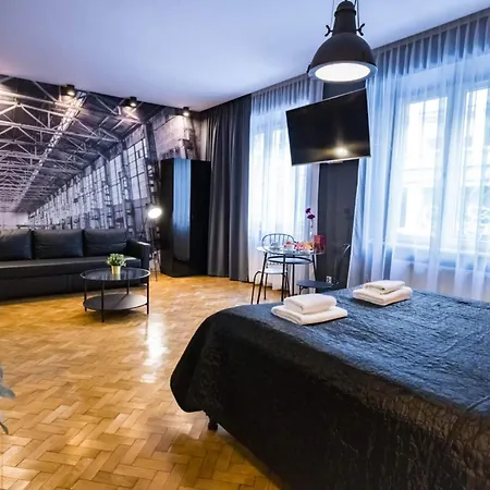 Jacuzzi & Relax By Leo Old Town Apartment