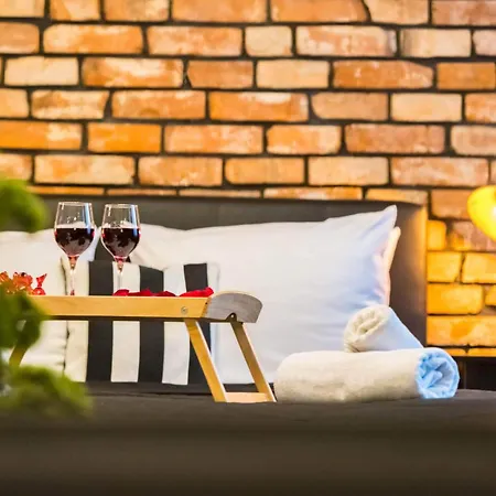 Jacuzzi & Relax By Leo Old Town Daire *